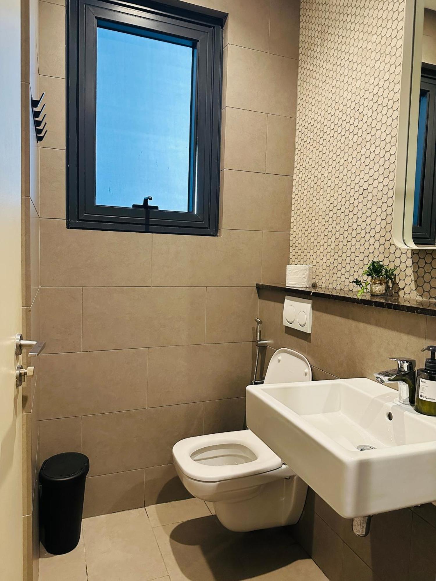 Smart Service Lucentia Bbcc Lalaport * Kuala Lumpur