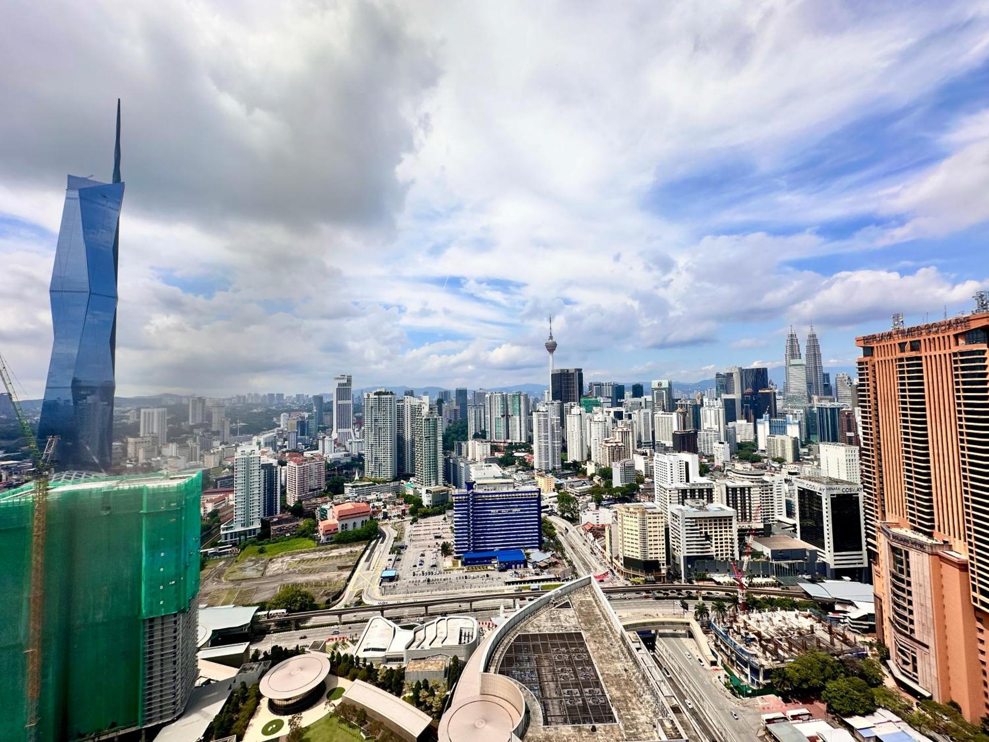 Smart Service Lucentia Bbcc Lalaport * Kuala Lumpur