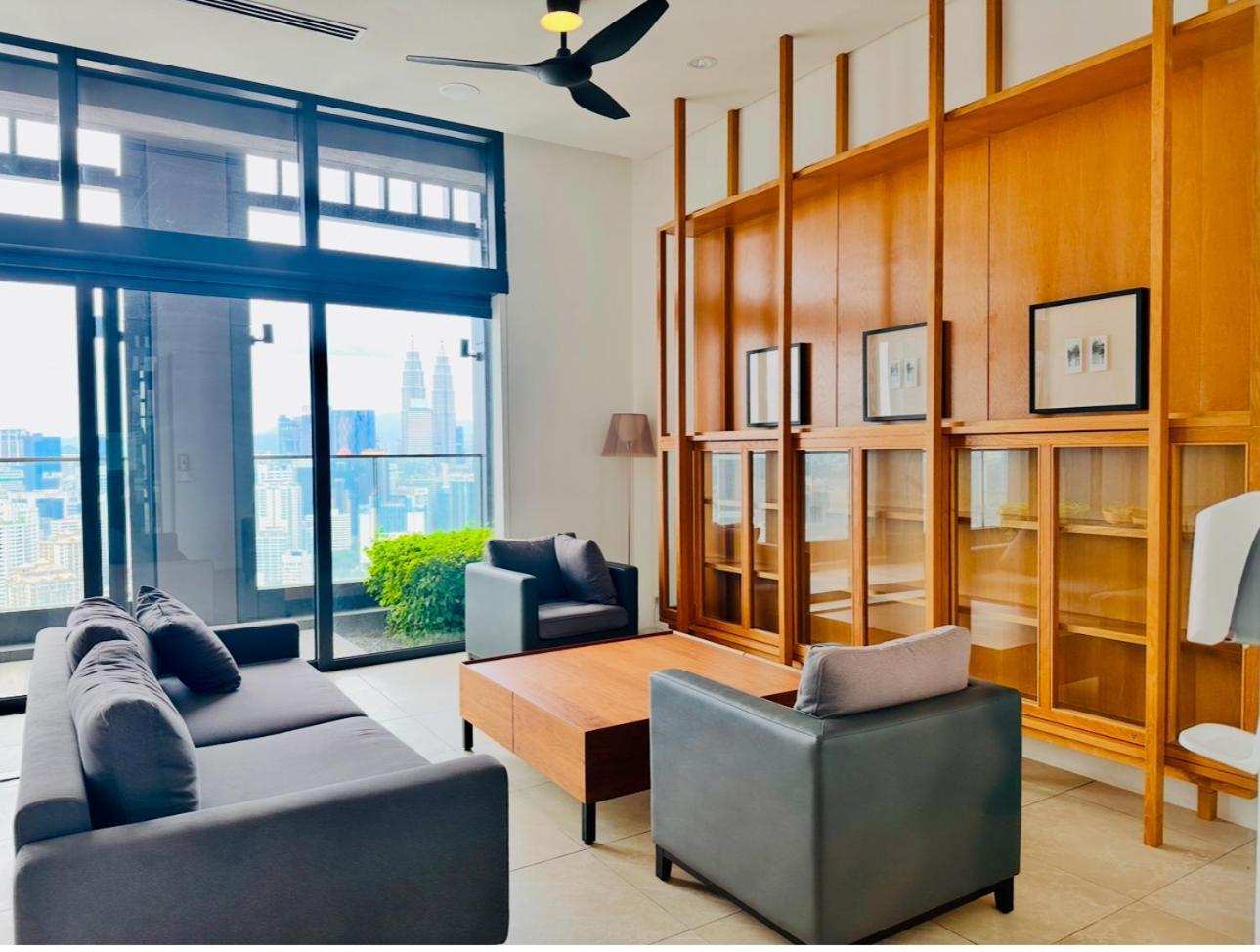 Apartment Smart Service Lucentia Bbcc Lalaport