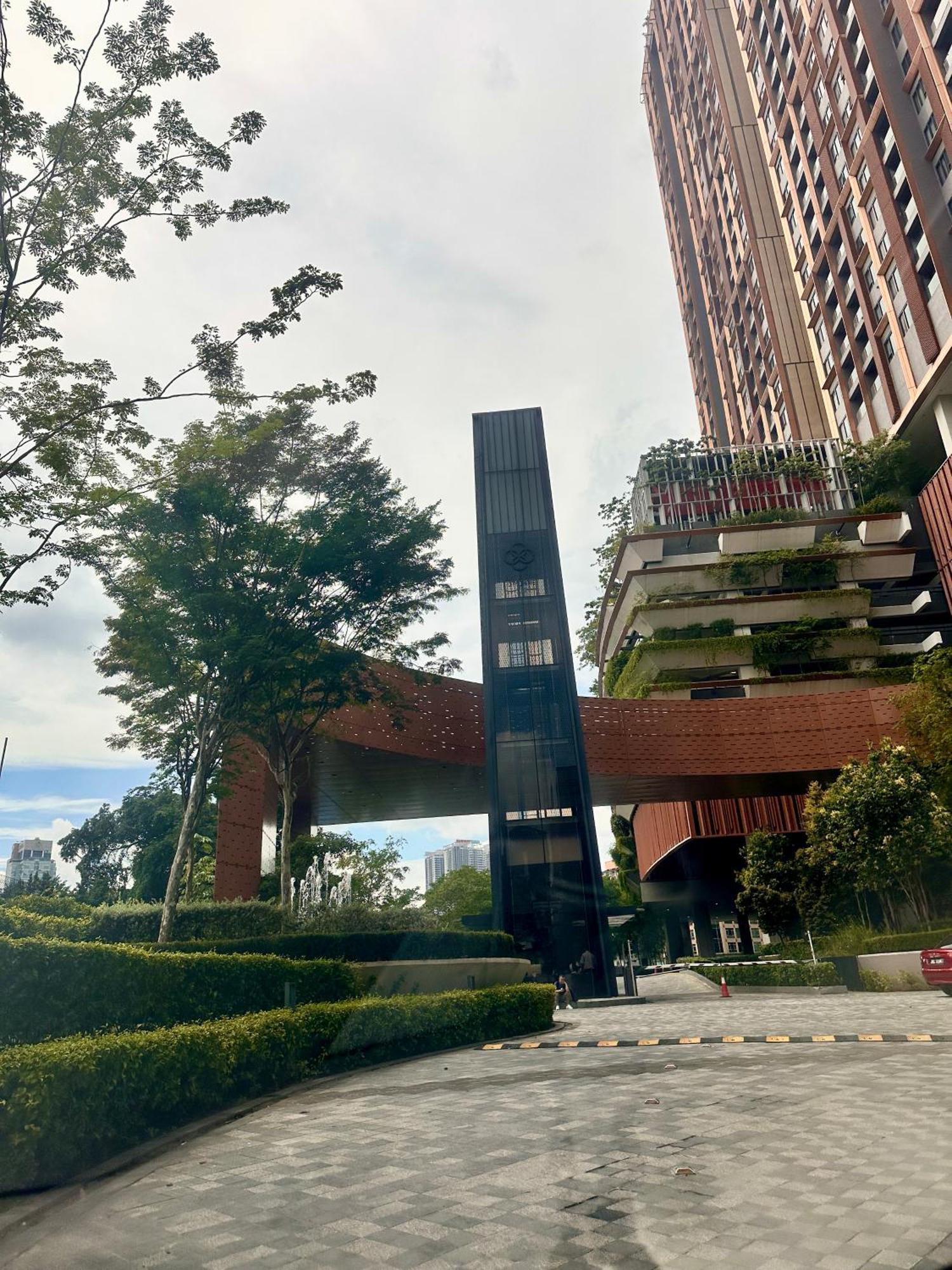 Smart Service Lucentia Bbcc Lalaport Apartemen *